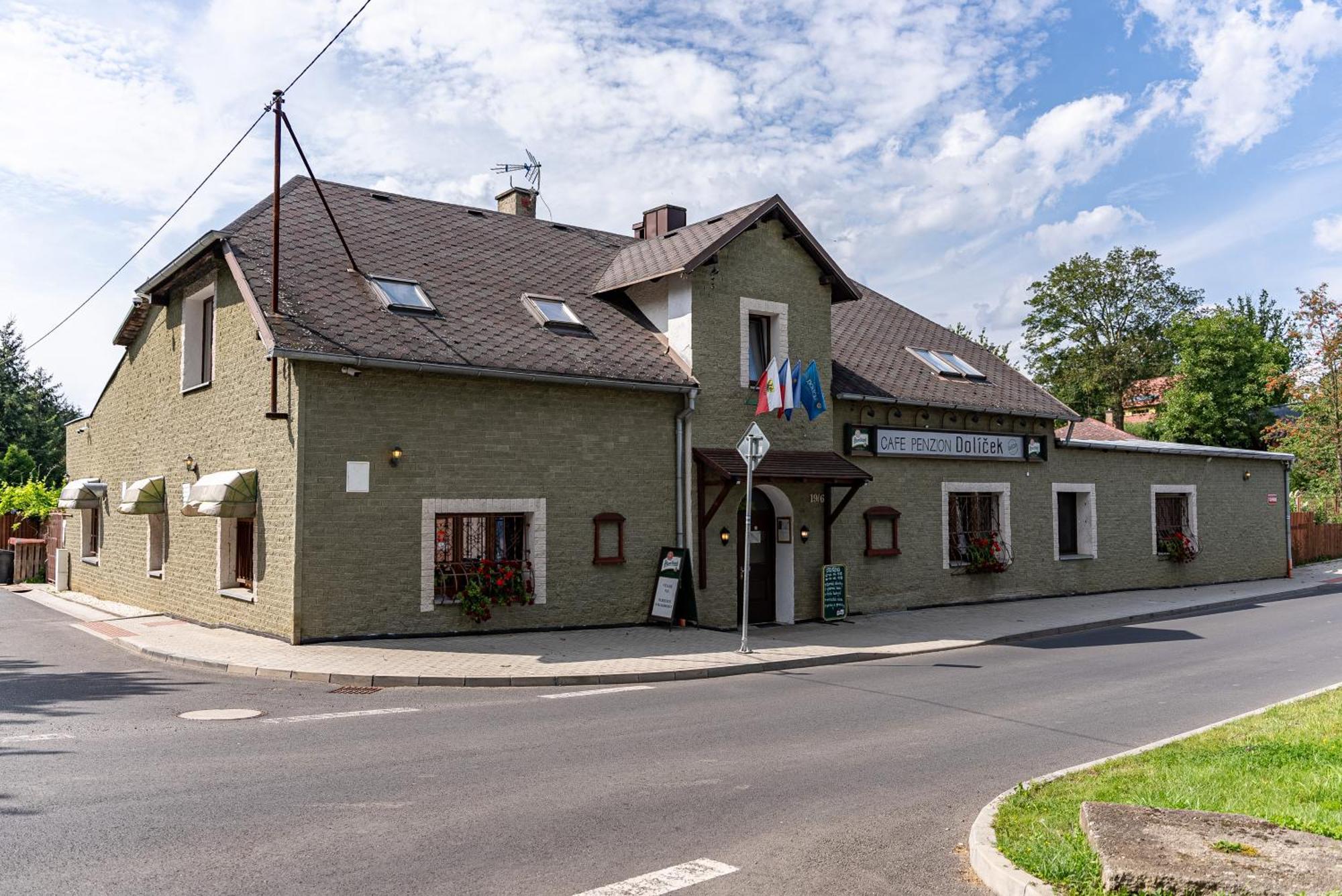 Penzion Dolicek Cheb Bagian luar foto